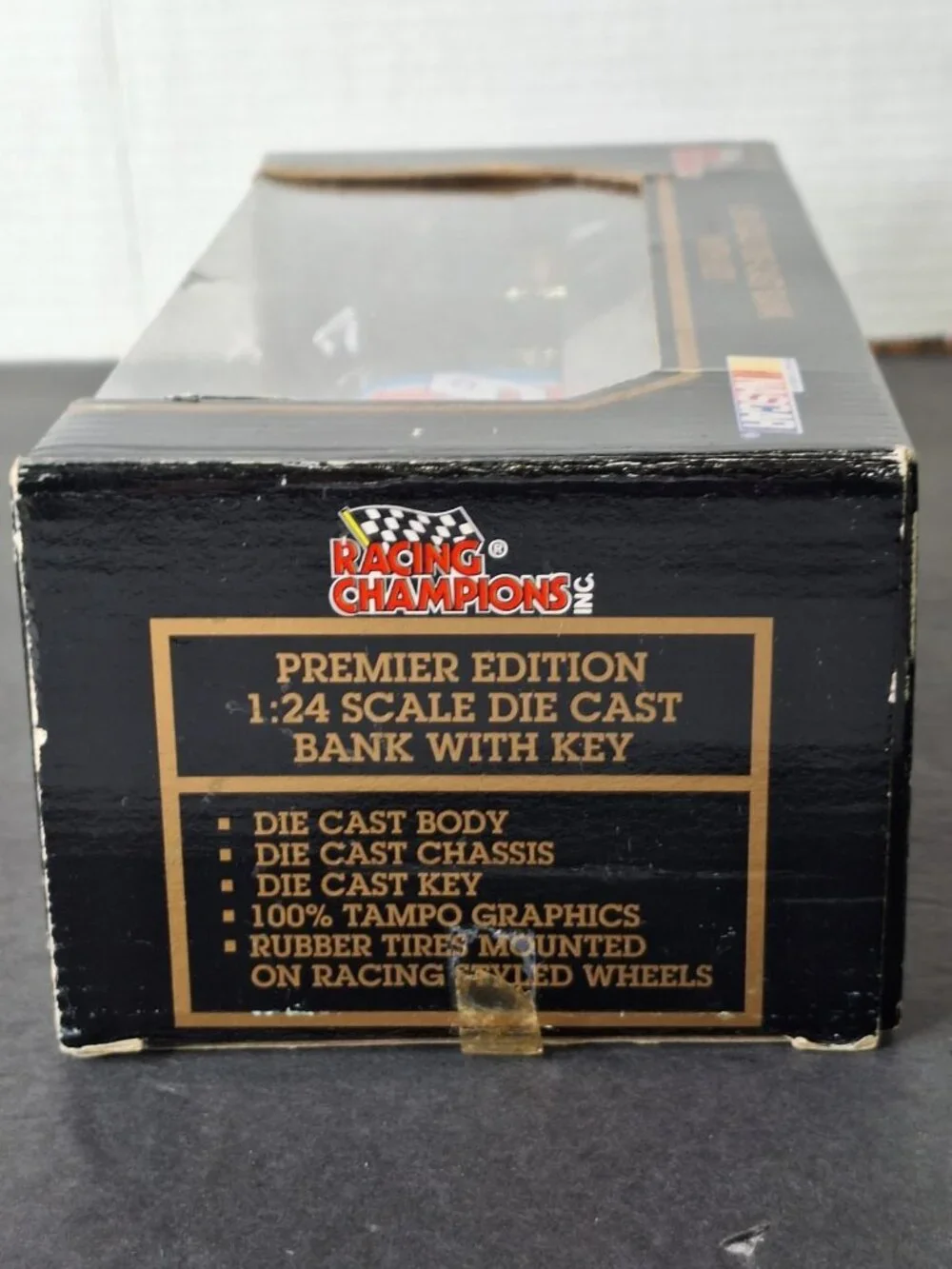 1994 1/24 Mark Martin Nascar #6 Valvoline NASCAR Stock Car Die Cast BANK - Picture 3 of 7